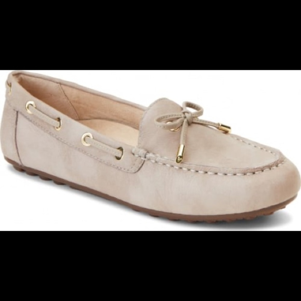 Vionic Honor Virginia - Women's Supportive Boat Shoe size 8